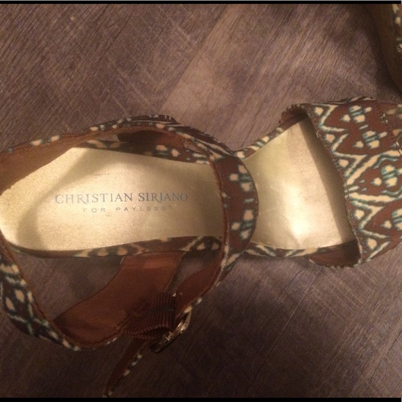 Christian Siriano Tribal pattern wedges - Picture 3 of 8